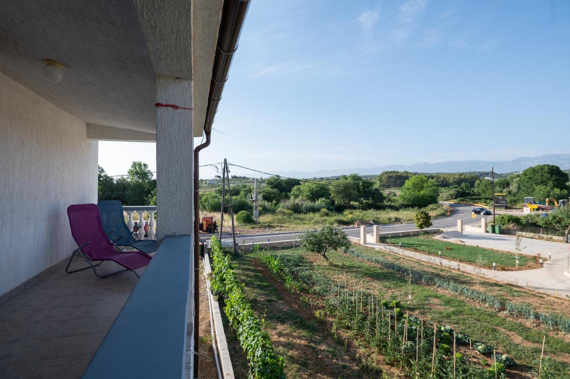 Marina'S Apartments Ražanac Стая снимка